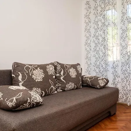 Marta Appartement *