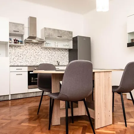 Apartman Marta Raša